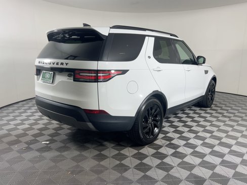 Used 2018 Land Rover Discovery HSE image 7