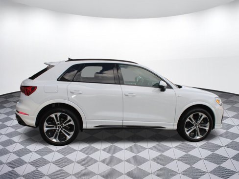 Used 2022 Audi Q3 2.0T Premium Plus image 8