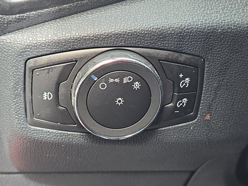 Used 2019 Ford EcoSport SE image 24