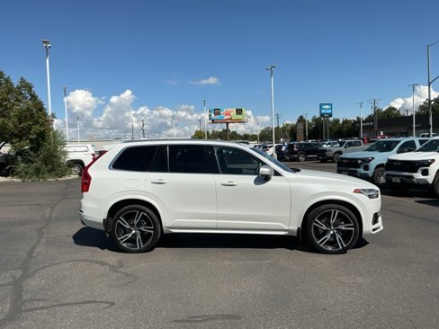 Used 2017 Volvo XC90 T8 R-Design w/ Vision Package image 2