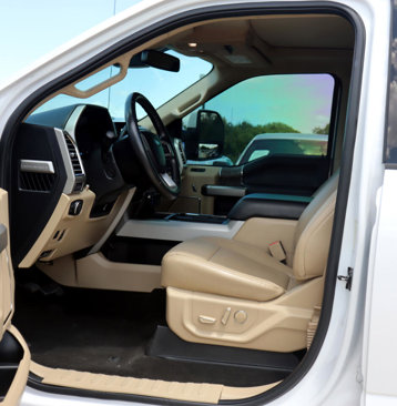 Used 2017 Ford F350 Lariat w/ Lariat Ultimate Package image 13