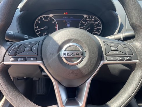 Used 2022 Nissan Altima 2.5 SV image 17