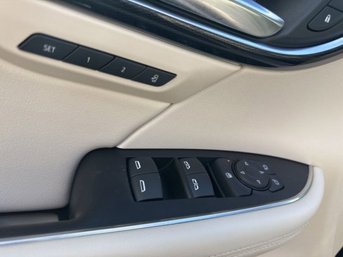 Used 2021 Buick Envision Essence w/ Technology Package I image 14