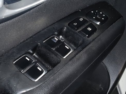 Used 2019 Kia Soul image 27
