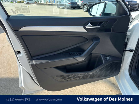 Used 2024 Volkswagen Jetta S image 22