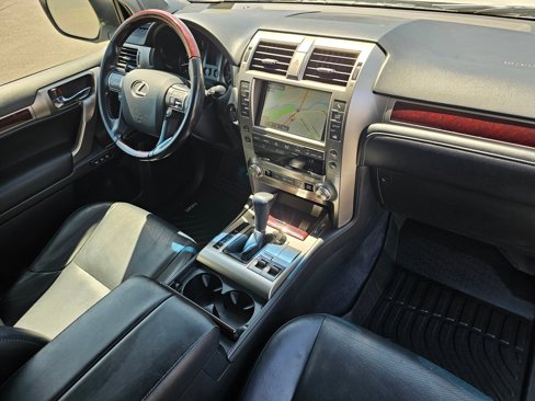 Used 2018 Lexus GX 460 Premium image 16