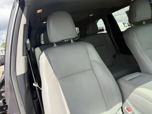 Used 2016 Toyota Highlander Limited image 48