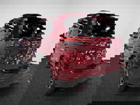 Used 2024 Nissan Rogue SV image 3