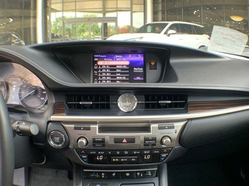 Used 2018 Lexus ES 350 image 16