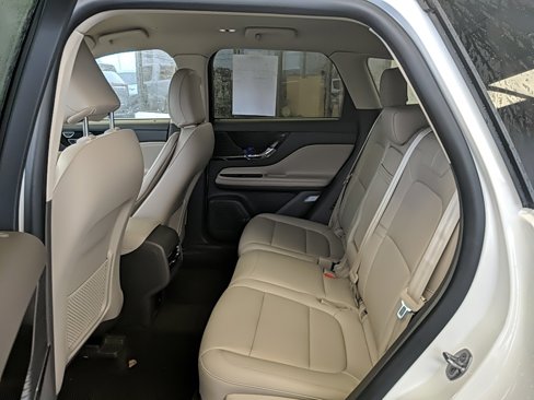 Used 2021 Lincoln Corsair AWD w/ Towing Package I image 11