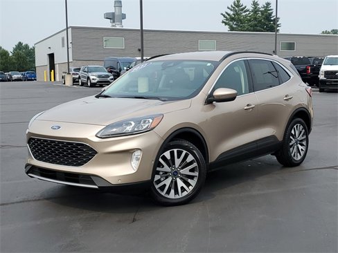 Used 2021 Ford Escape Titanium image 37
