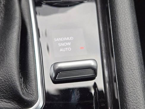 New 2025 Jeep Compass Latitude image 26