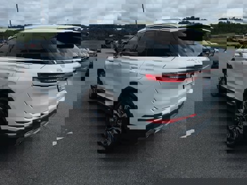 Used 2021 Lincoln Corsair Reserve image 5