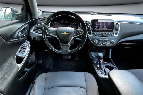 Used 2022 Chevrolet Malibu RS image 8