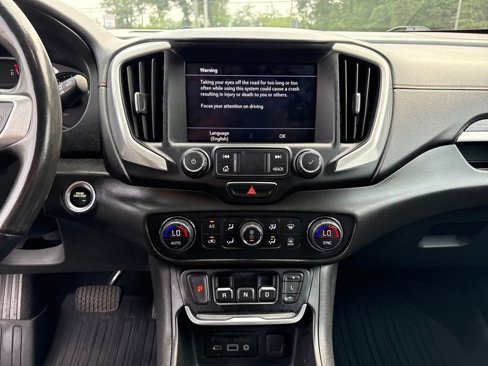 Used 2020 GMC Terrain SLT w/ Preferred Package image 20