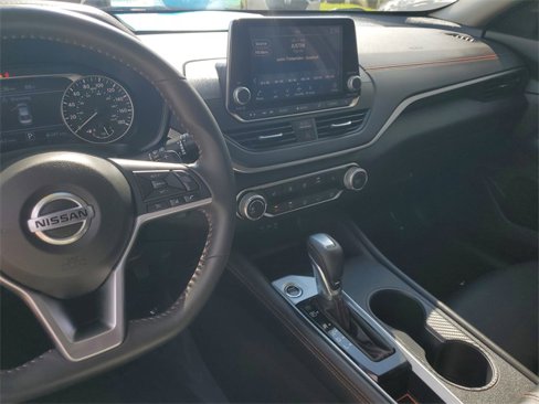 Used 2022 Nissan Altima 2.0 SR image 22