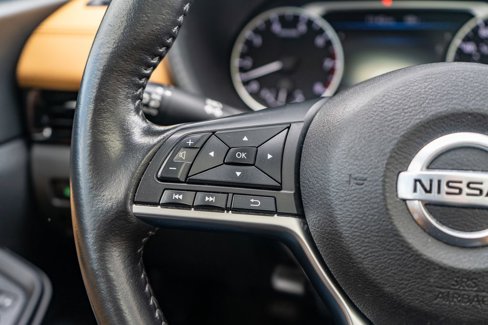 Used 2023 Nissan Sentra SV w/ SV Premium Package image 20