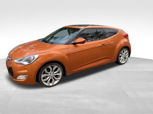 Used 2015 Hyundai Veloster w/ Option Group 02 image 3