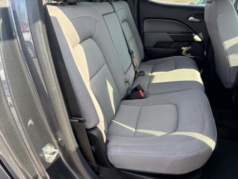 Used 2016 Chevrolet Colorado LT w/ LT Convenience Package image 22