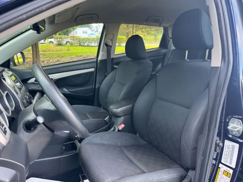 Used 2009 Pontiac Vibe w/ Preferred Package image 20