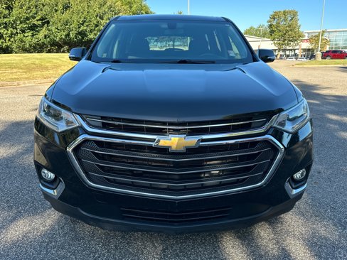 Used 2020 Chevrolet Traverse LT image 2