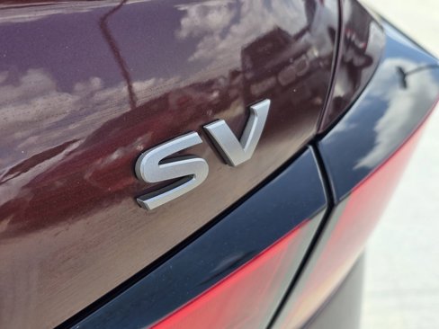 Used 2024 Nissan Altima 2.5 SV image 10