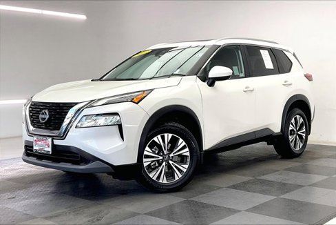 Used 2023 Nissan Rogue SV w/ SV Premium B Package image 11