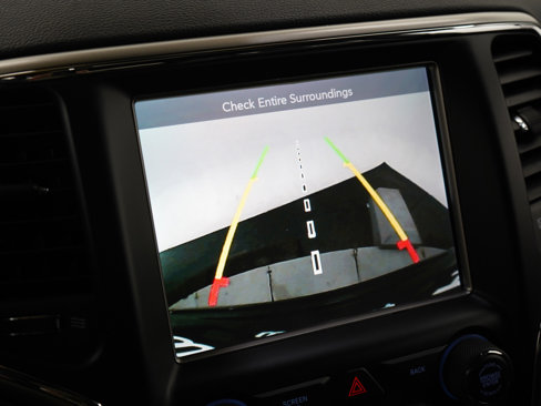 Used 2017 Jeep Grand Cherokee Altitude image 26