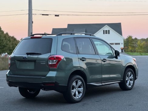 Used 2014 Subaru Forester 2.5i Premium w/ All-Weather Package image 7