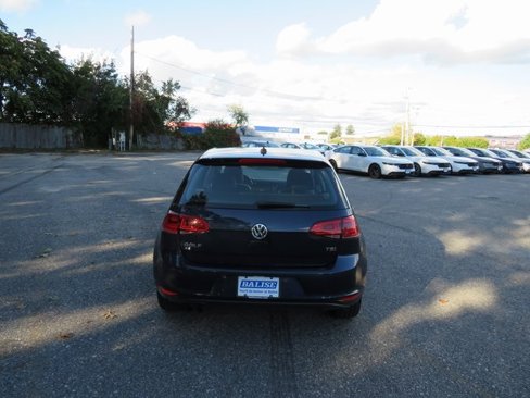 Used 2017 Volkswagen Golf SEL image 4