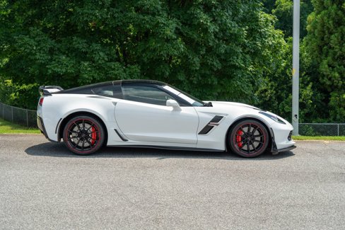 Used 2018 Chevrolet Corvette Grand Sport w/ Z07 Performance Package image 8