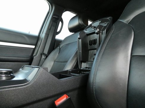 Used 2017 Ford Explorer XLT w/ Equipment Group 202A image 36