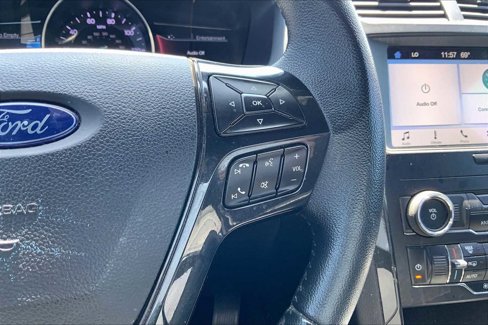 Certified 2019 Ford Explorer XLT w/ Equipment Group 201A image 23