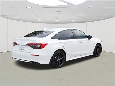 Used 2024 Honda Civic Sport image 3