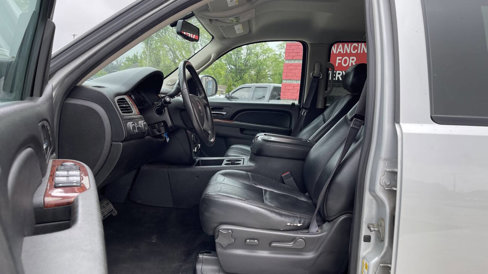 Used 2013 GMC Yukon XL SLT image 12