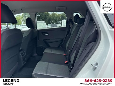 Certified 2022 Nissan Rogue SV image 12