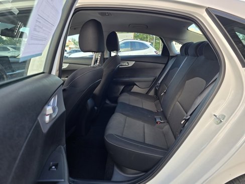 Used 2024 Kia Forte LXS image 18