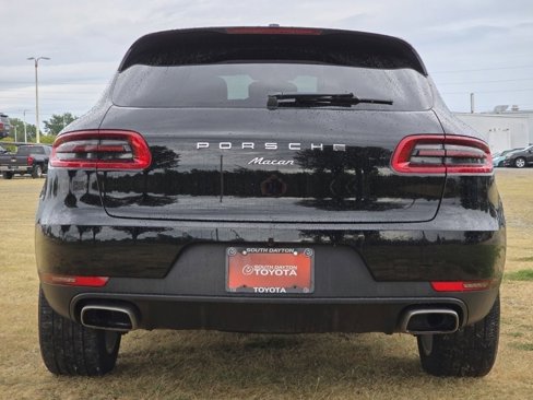 Used 2018 Porsche Macan image 26