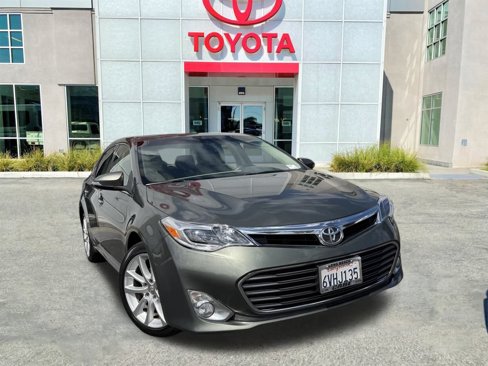 Used 2013 Toyota Avalon XLE Touring image 3