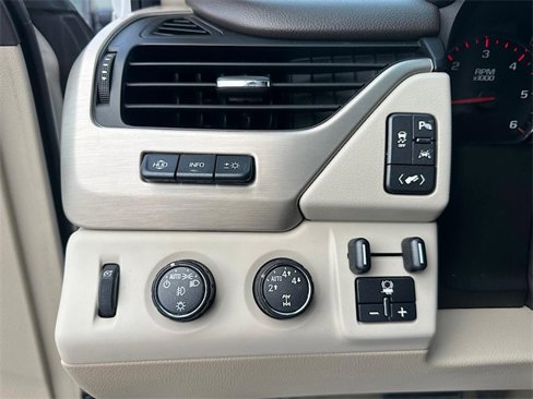 Used 2016 GMC Yukon Denali w/ Open Road Package image 18