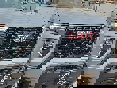 New 2025 GMC Canyon Elevation w/ Convenience Package image 7