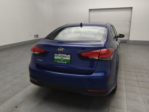Used 2018 Kia Forte LX image 7