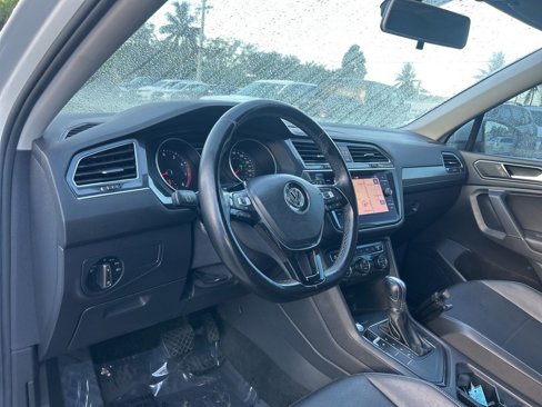 Used 2018 Volkswagen Tiguan SEL image 10