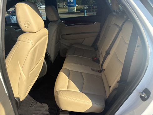 Used 2018 Cadillac XT5 Luxury w/ Driver Awareness Package image 30