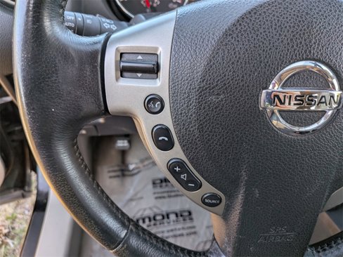 Used 2012 Nissan Rogue SL image 17