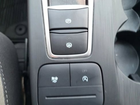 Used 2021 Ford Escape SE w/ Cold Weather Package image 34