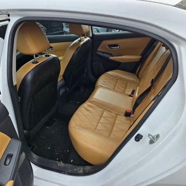 Used 2020 Nissan Sentra SV w/ SV Premium Package image 13