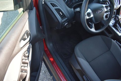Used 2014 Ford Focus SE image 18