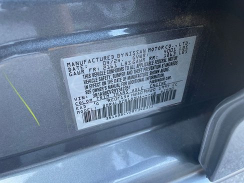 Used 2024 Nissan Sentra SV image 27
