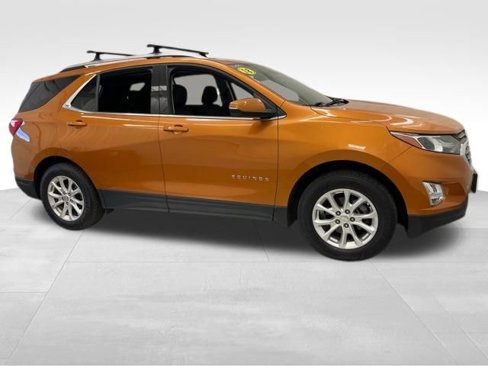 Used 2018 Chevrolet Equinox LT w/ Sun & Infotainment Package image 8